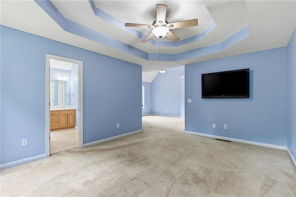 3 bedroom, 2 bathroom, 2,536 sq ft single family residence under contract at 24 Walnut Lane, Cartersville, GA 30121 — photo 7