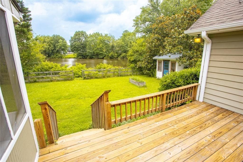 3 bedroom, 2 bathroom, 2,140 sq ft single family residence for sale at 4960 Shipp Road, Powder Springs, GA 30127 — photo 2