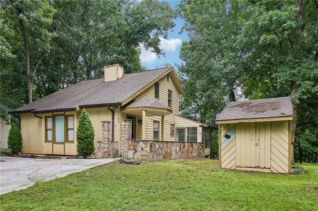 3 bedroom, 2 bathroom, 1,354 sq ft single family residence for sale at 9080 Pine Tree Circle, Gainesville, GA 30506 — photo 7