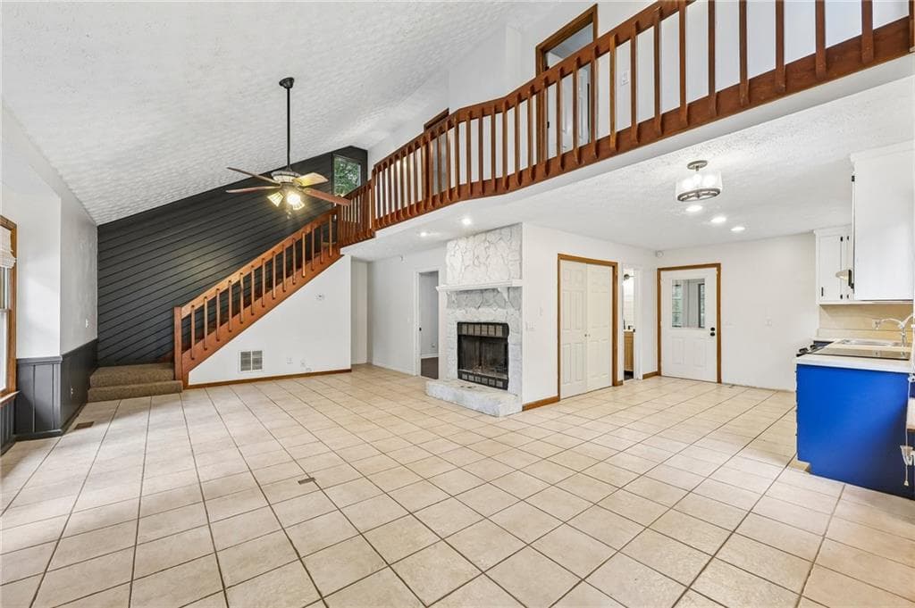 3 bedroom, 2 bathroom, 1,354 sq ft single family residence for sale at 9080 Pine Tree Circle, Gainesville, GA 30506 — photo 8