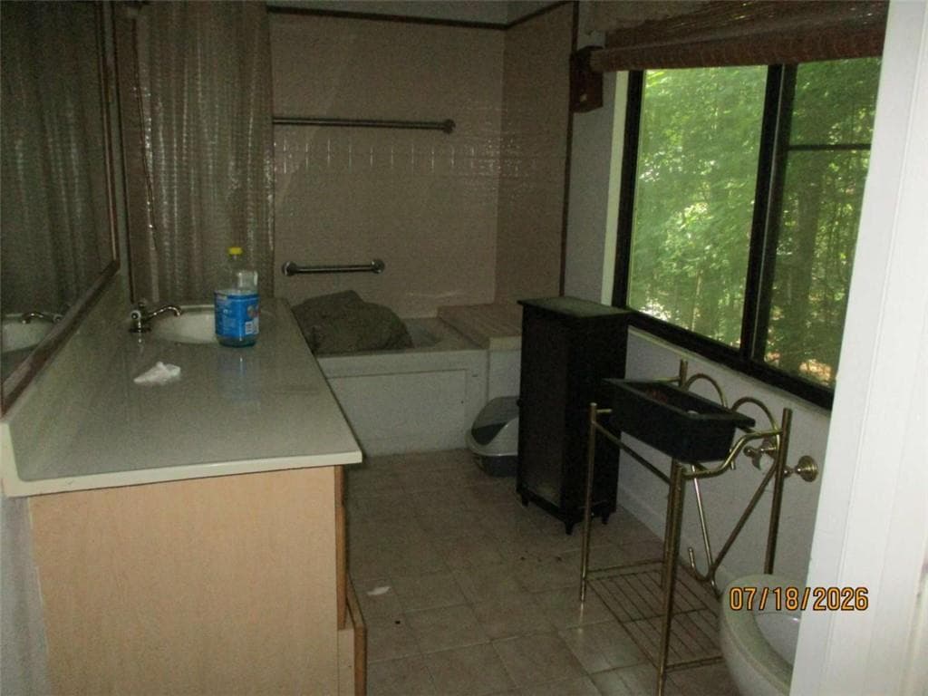 3 bedroom, 2 bathroom, 1,761 sq ft single family residence for sale at 1680 Mount Carmel Road, Mcdonough, GA 30253 — photo 9
