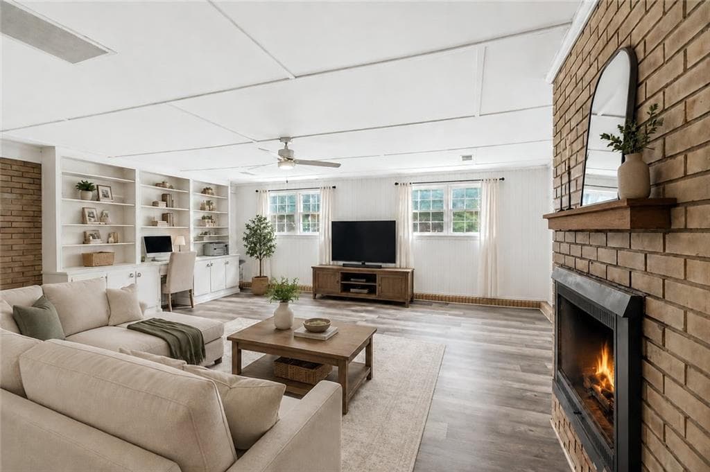 4 bedroom, 2 bathroom, 1,922 sq ft single family residence for sale at 2153 Timber Lane, Snellville, GA 30078 — photo 2