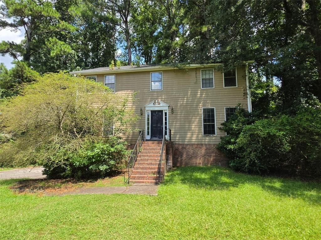5 bedroom, 4 bathroom, 2,665 sq ft single family residence sold at 2704 Phillips Drive, Marietta, GA 30064