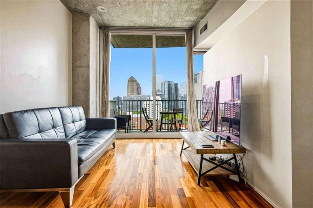 1 bedroom, 1 bathroom, 678 sq ft condominium for rent at 860 Peachtree Street 1413, Atlanta, GA 30308 for $1,850 a month — photo 9