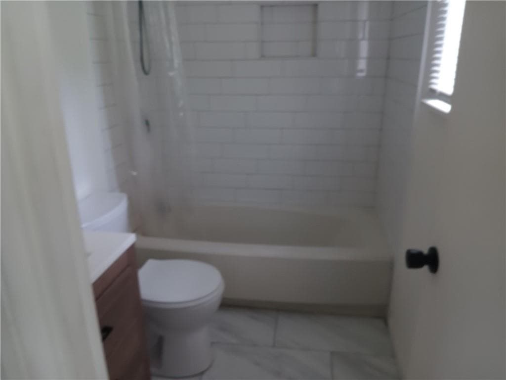 3 bedroom, 2 bathroom, 1,272 sq ft single family residence for sale at 1063 Salisbury Trail, Riverdale, GA 30296 — photo 10