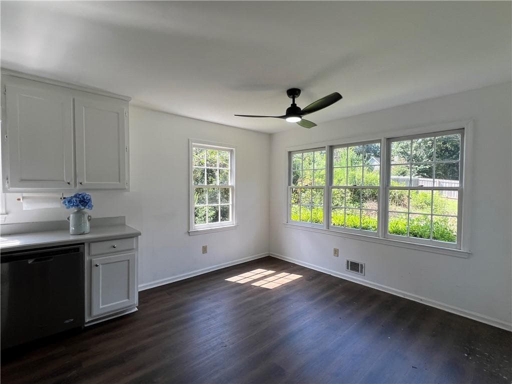 3 bedroom, 3 bathroom, 2,000 sq ft single family residence for rent at 2004 Tyler Trace, Lawrenceville, GA 30043 for $1,950 a month — photo 5