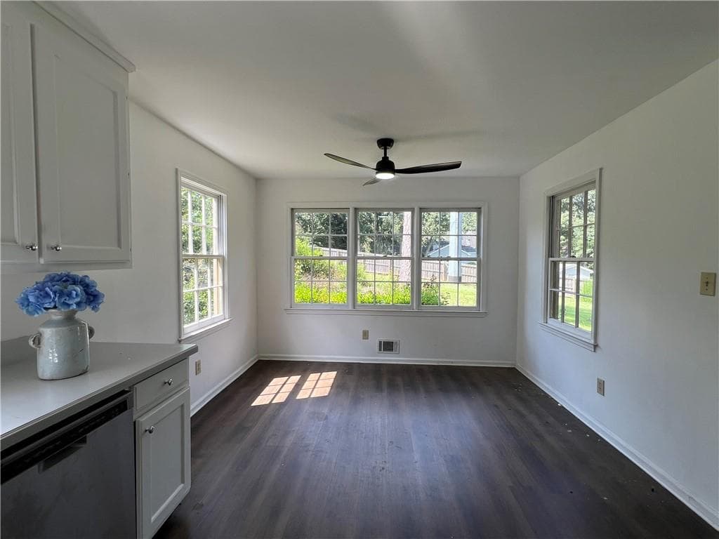 3 bedroom, 3 bathroom, 2,000 sq ft single family residence for rent at 2004 Tyler Trace, Lawrenceville, GA 30043 for $1,950 a month — photo 6