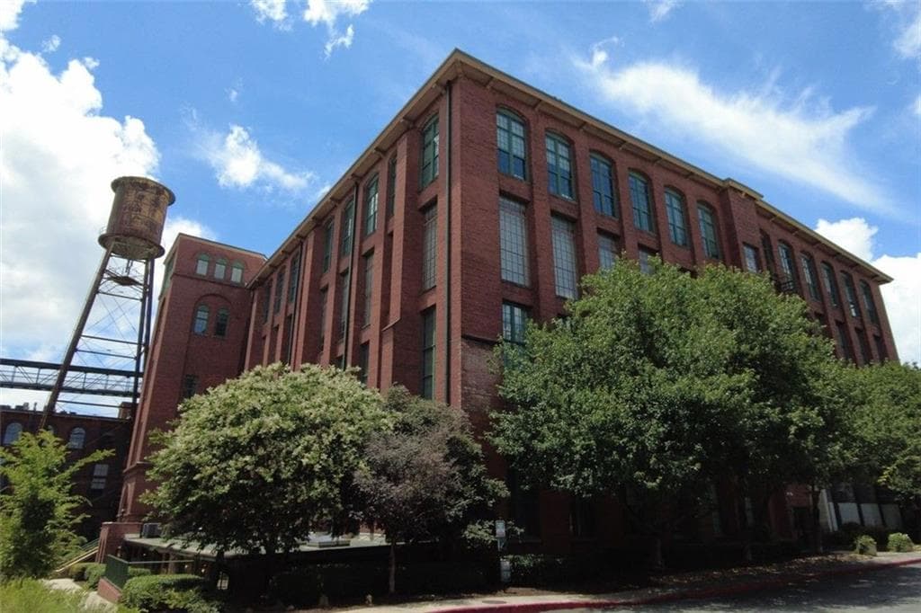 1 bedroom, 1 bathroom, 1,070 sq ft condominium for rent at 170 Boulevard E426, Atlanta, GA 30312 for $2,450 a month — photo 4