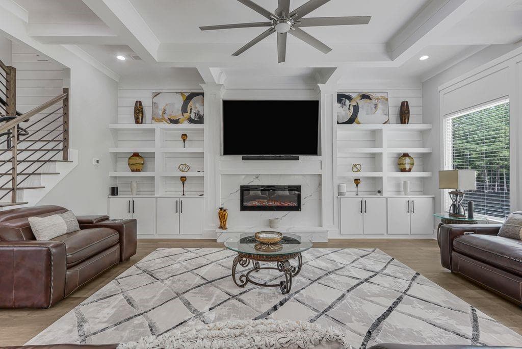 5 bedroom, 5 bathroom, 4,656 sq ft single family residence for sale at 981 Nours Circle, Lawrenceville, GA 30043 — photo 7