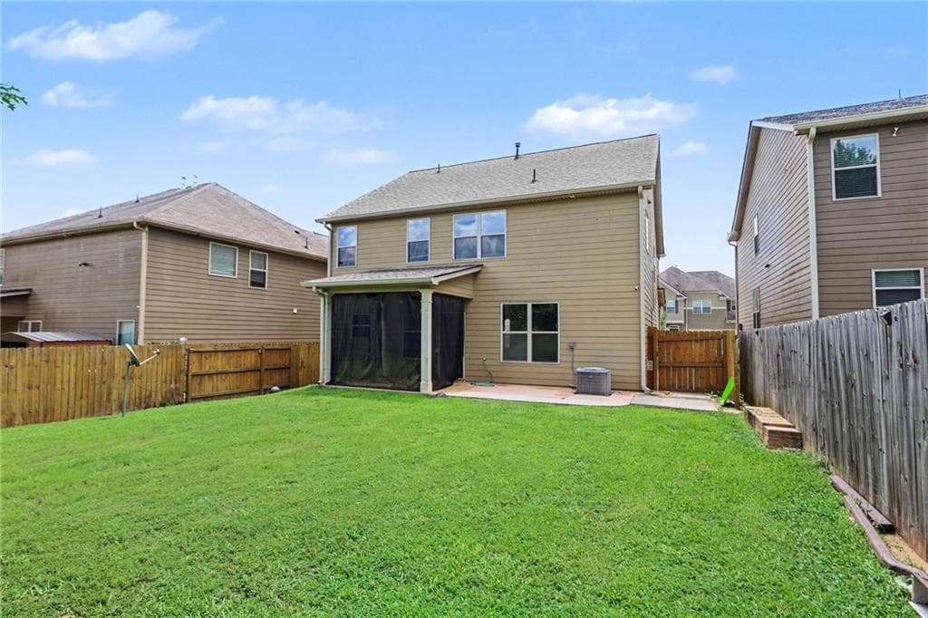 4 bedroom, 3 bathroom, 2,545 sq ft single family residence for sale at 4745 Brookwood Place, Union City, GA 30349 — photo 3
