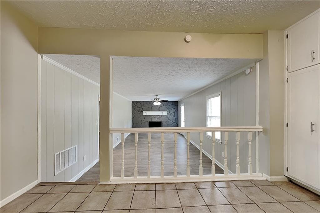 4 bedroom, 3 bathroom, 1,940 sq ft single family residence for rent at 2076 Khyber Pass, Snellville, GA 30039 for $2,075 a month — photo 5