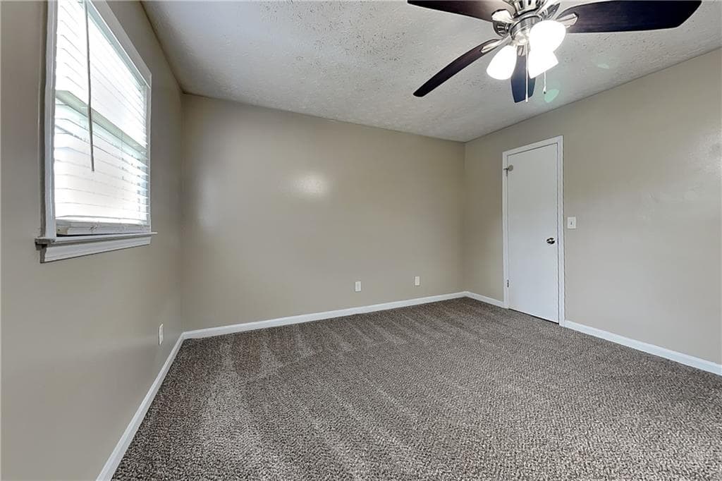 4 bedroom, 3 bathroom, 1,940 sq ft single family residence for rent at 2076 Khyber Pass, Snellville, GA 30039 for $2,075 a month — photo 8