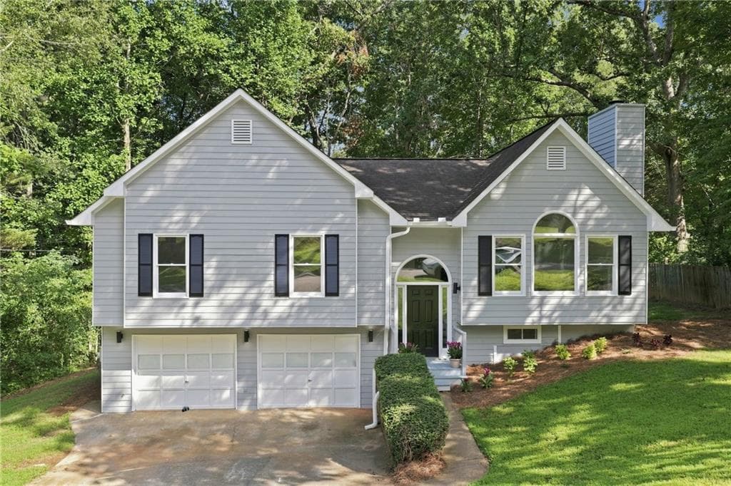 4 bedroom, 3 bathroom, 2,025 sq ft single family residence under contract at 54 Benell Court, Dallas, GA 30132