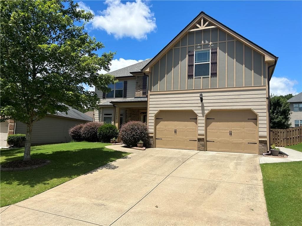 4 bedroom, 3 bathroom, 3,002 sq ft single family residence for rent at 1560 Walking Horse Trail, Cumming, GA 30041 for $2,790 a month — photo 1 of 25