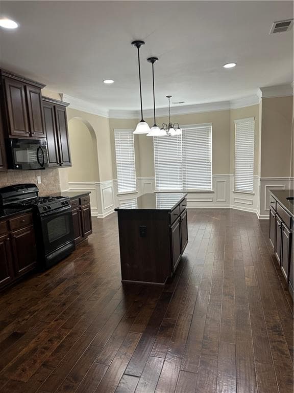 4 bedroom, 3 bathroom, 3,002 sq ft single family residence for rent at 1560 Walking Horse Trail, Cumming, GA 30041 for $2,790 a month — photo 8