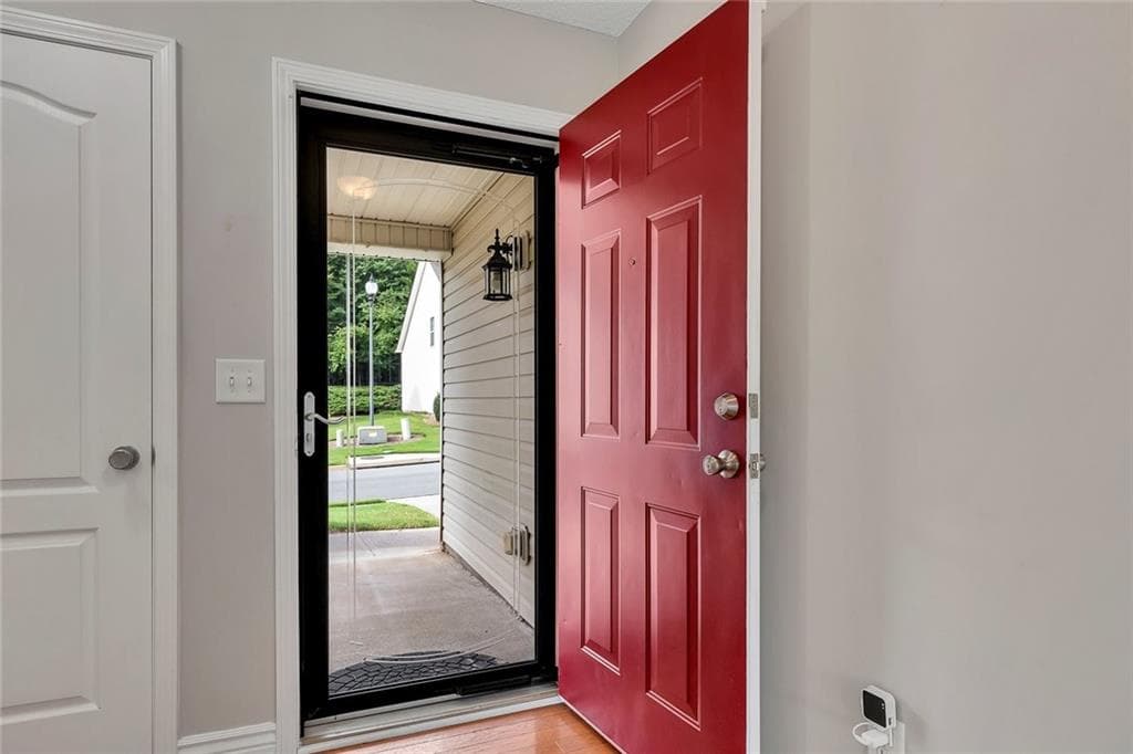 2 bedroom, 3 bathroom, 1,418 sq ft townhouse under contract at 233 Fox Creek Boulevard, Woodstock, GA 30188 — photo 5