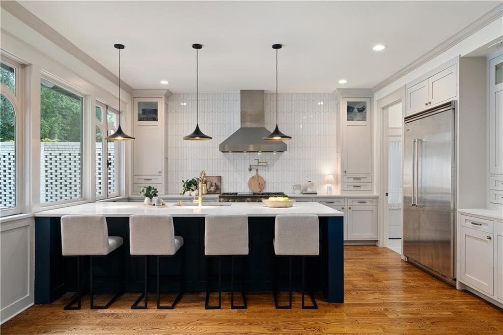 6 bedroom, 6 bathroom, 5,394 sq ft single family residence for sale at 3230 W Andrews Dr, Atlanta, GA 30305 — photo 8