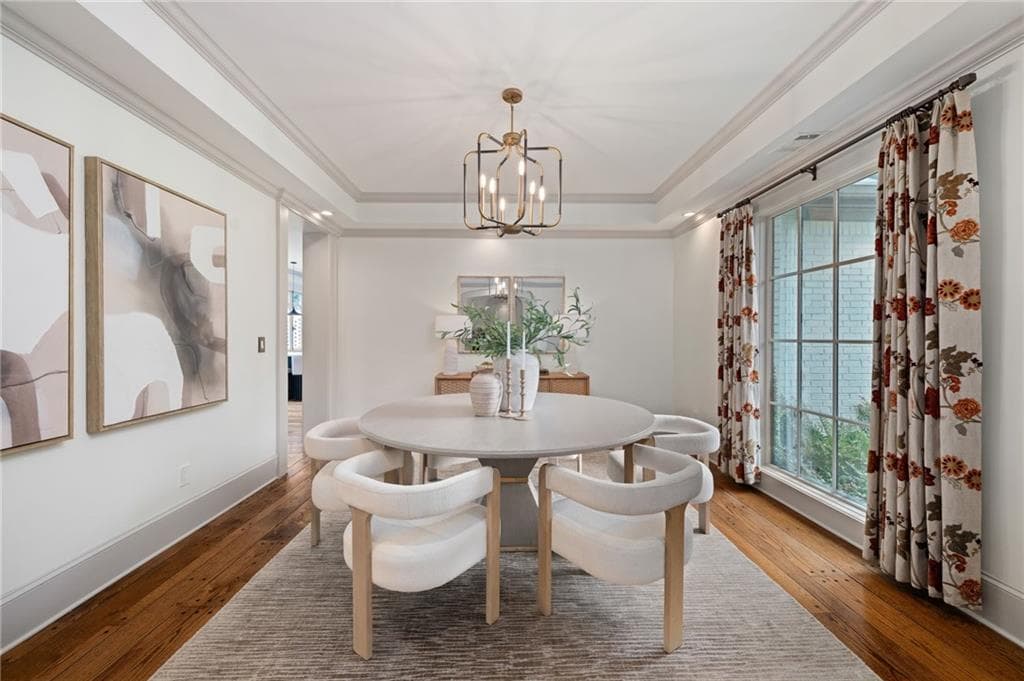 6 bedroom, 6 bathroom, 5,394 sq ft single family residence for sale at 3230 W Andrews Dr, Atlanta, GA 30305 — photo 9