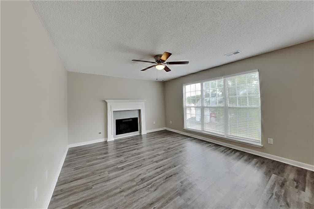 3 bedroom, 3 bathroom, 1,493 sq ft single family residence for rent at 100 St Ann Street, Dallas, GA 30157 for $1,875 a month — photo 3