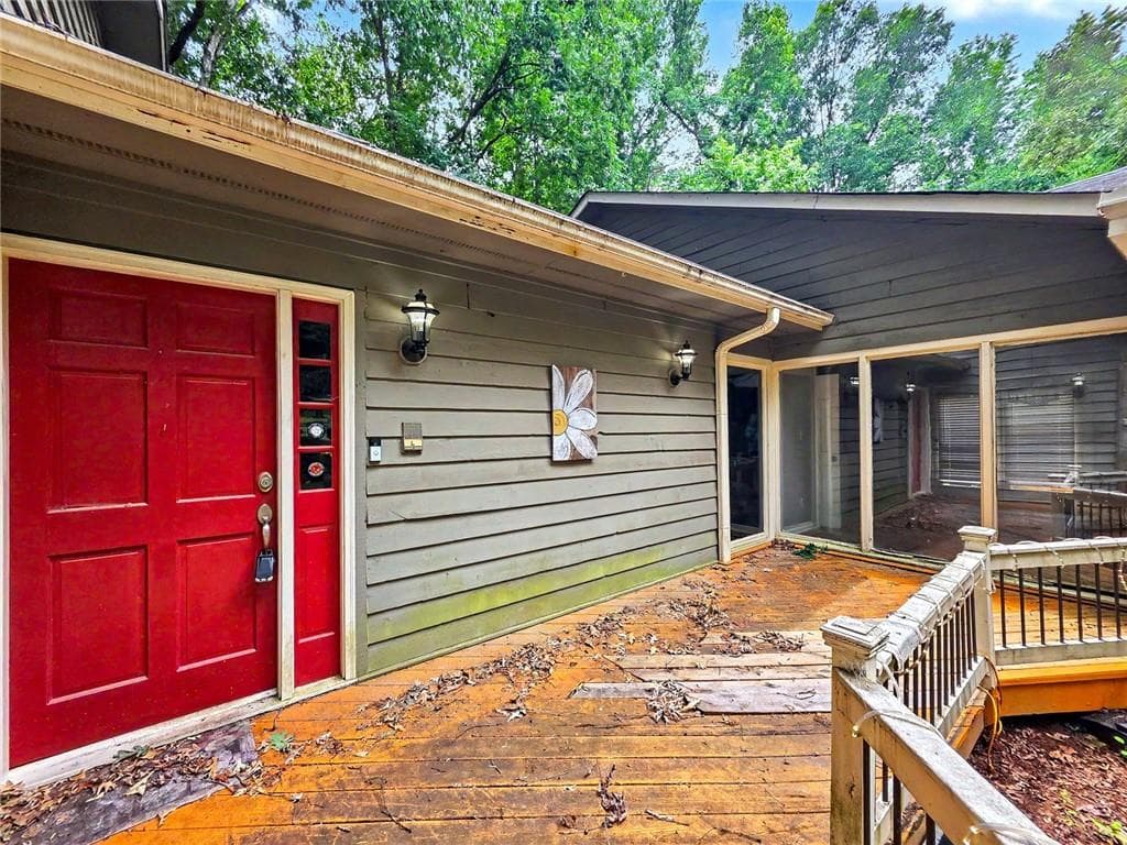 5 bedroom, 3 bathroom, 1,912 sq ft single family residence for sale at 1740 Deer Run Drive, Conyers, GA 30094 — photo 5