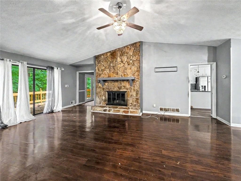 5 bedroom, 3 bathroom, 1,912 sq ft single family residence for sale at 1740 Deer Run Drive, Conyers, GA 30094 — photo 6