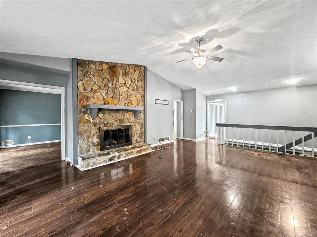 5 bedroom, 3 bathroom, 1,912 sq ft single family residence for sale at 1740 Deer Run Drive, Conyers, GA 30094 — photo 7