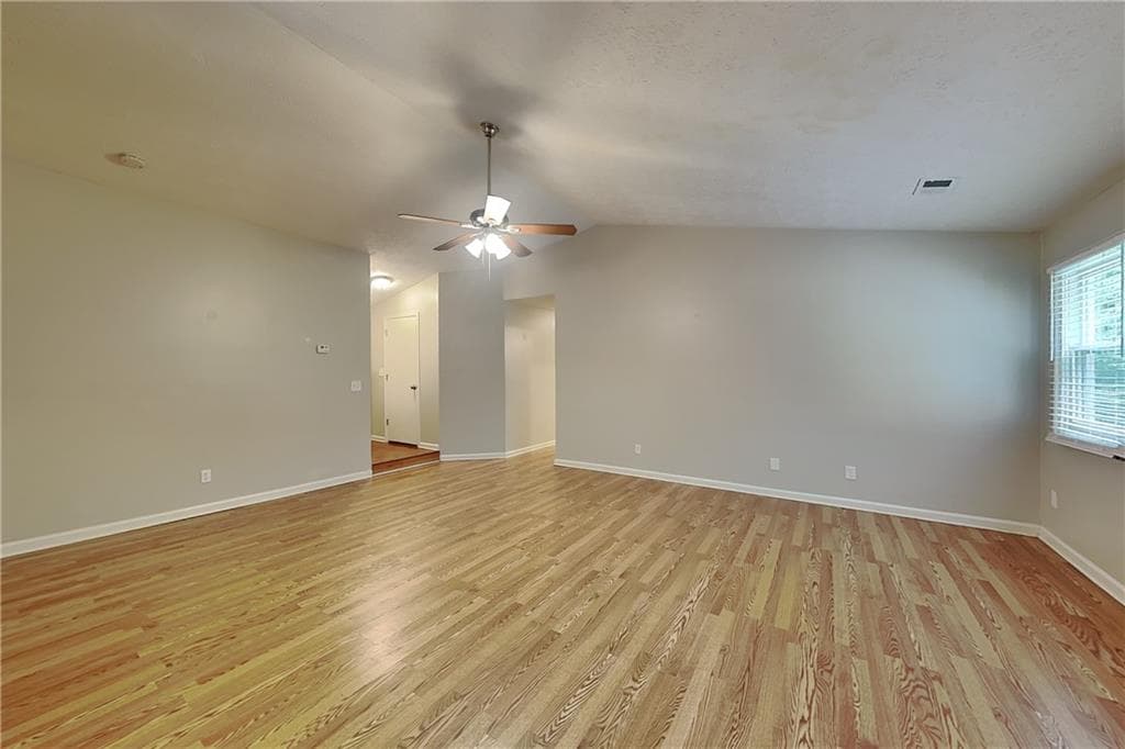 3 bedroom, 2 bathroom, 1,670 sq ft single family residence for rent at 1719 Colemans Landing, Woodstock, GA 30188 for $2,145 a month — photo 2