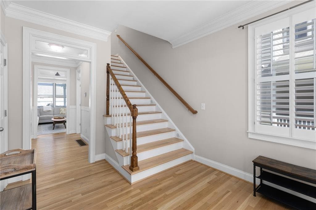 4 bedroom, 4 bathroom, 2,632 sq ft single family residence for sale at 1038 Rice Street, Atlanta, GA 30318 — photo 5