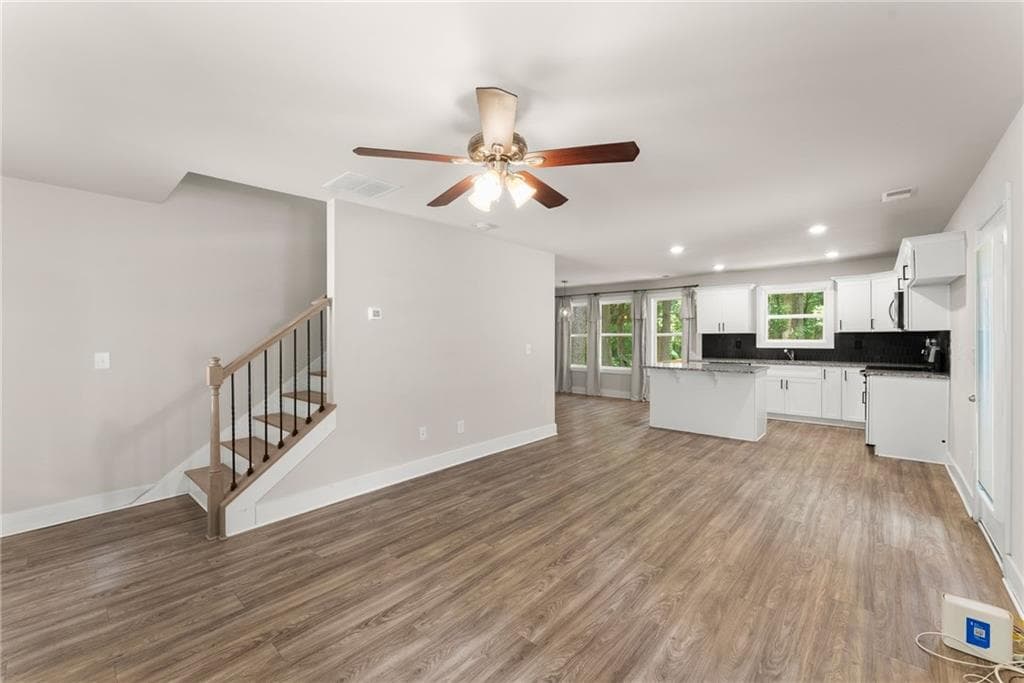3 bedroom, 3 bathroom, 1,450 sq ft single family residence for sale at 347 Shalloway Drive, Kennesaw, GA 30144 — photo 5