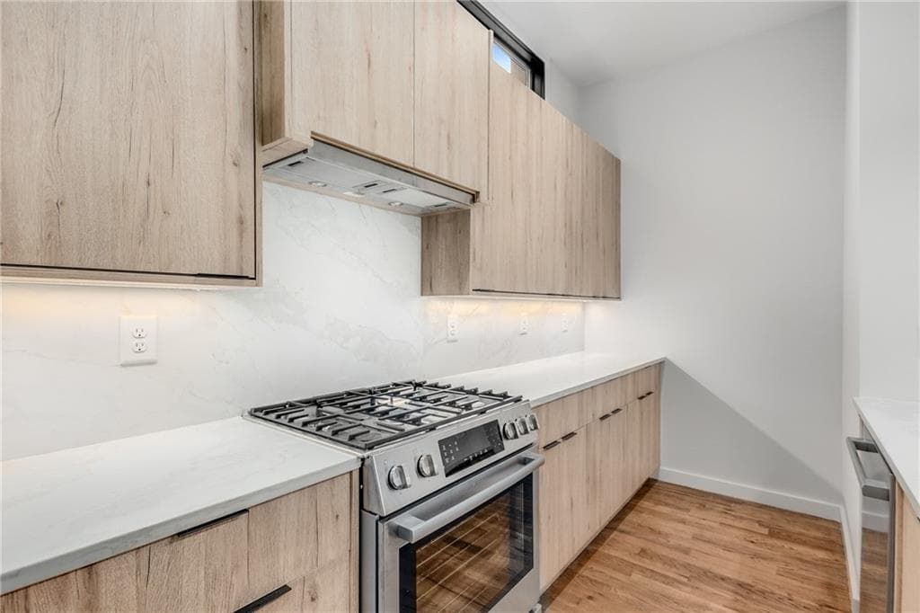 3 bedroom, 4 bathroom, 1,648 sq ft townhouse for sale at 105 Georgia Avenue 4, Atlanta, GA 30312 — photo 7
