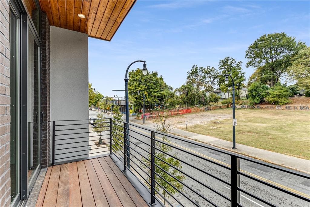 3 bedroom, 4 bathroom, 1,648 sq ft townhouse for sale at 105 Georgia Avenue 4, Atlanta, GA 30312 — photo 9