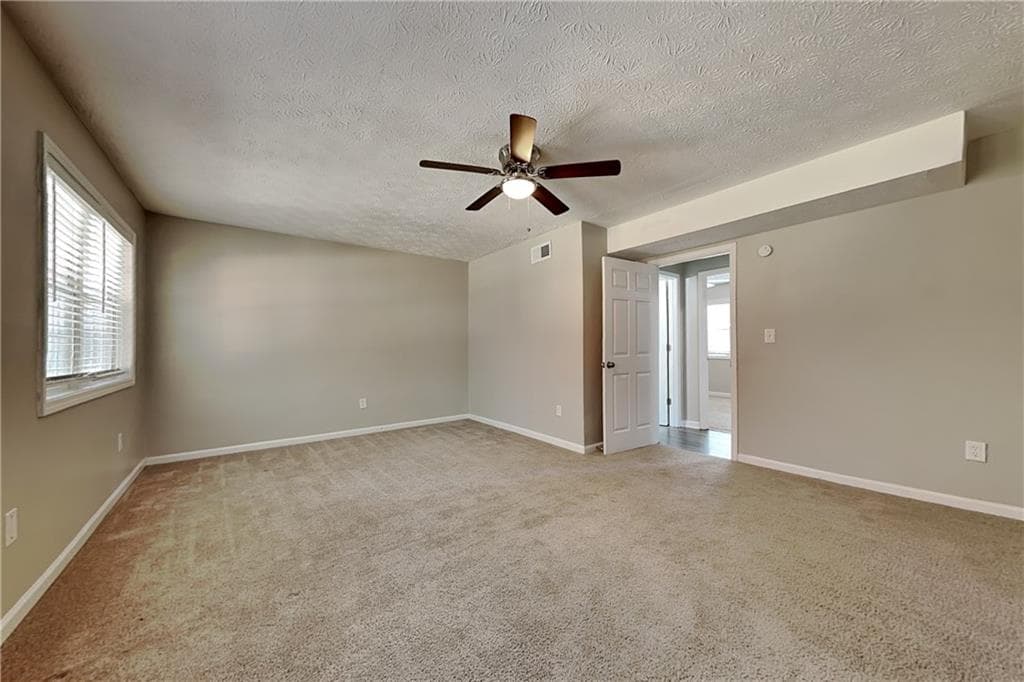 4 bedroom, 3 bathroom, 2,056 sq ft single family residence for rent at 21 Leighs Grove Way, Grayson, GA 30017 for $2,295 a month — photo 5