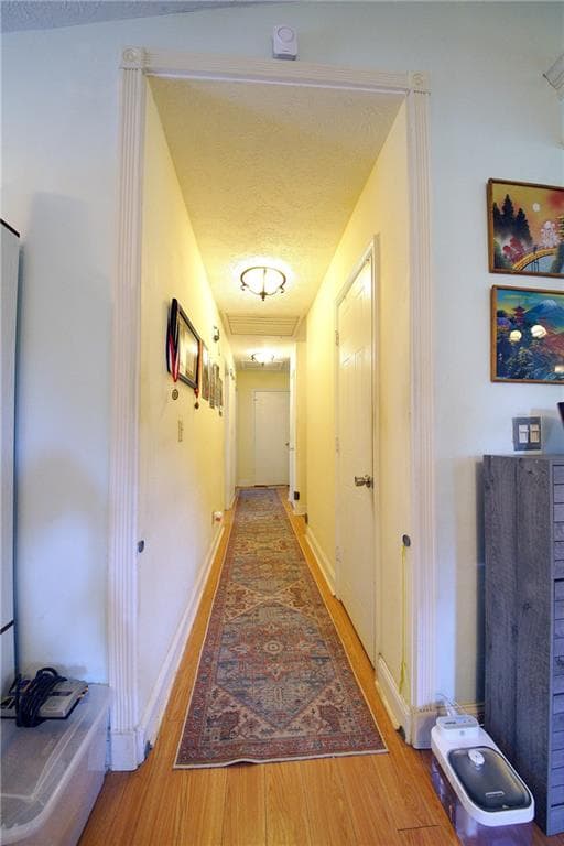 4 bedroom, 2 bathroom, 1,920 sq ft single family residence for sale at 2722 Inverloch Circle, Duluth, GA 30096 — photo 7