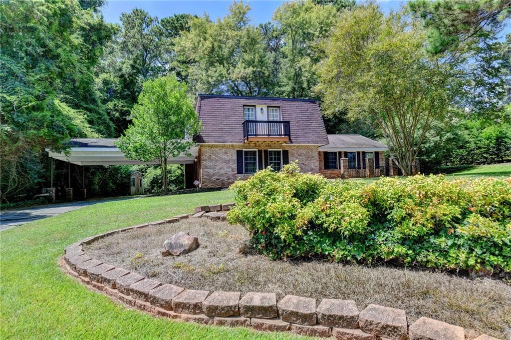 4 bedroom, 3 bathroom, 2,343 sq ft single family residence sold at 567 Planters Row, Lilburn, GA 30047