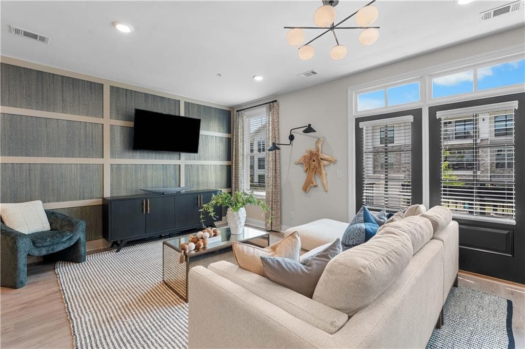 3 bedroom, 4 bathroom, 1,703 sq ft condominium under contract at 528 Alice Way D10, Cumming, GA 30040 — photo 3
