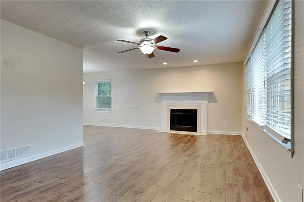 3 bedroom, 2 bathroom, 1,449 sq ft single family residence for rent at 3253 Glynn Mill Drive, Snellville, GA 30039 for $1,895 a month — photo 4