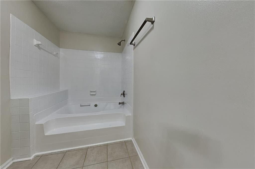 3 bedroom, 2 bathroom, 1,449 sq ft single family residence for rent at 3253 Glynn Mill Drive, Snellville, GA 30039 for $1,895 a month — photo 10