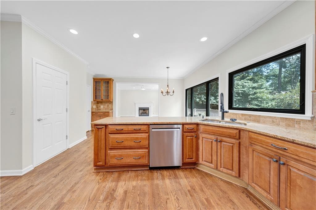 5 bedroom, 4 bathroom, 3,515 sq ft single family residence under contract at 3786 Ping Court, Acworth, GA 30101 — photo 9