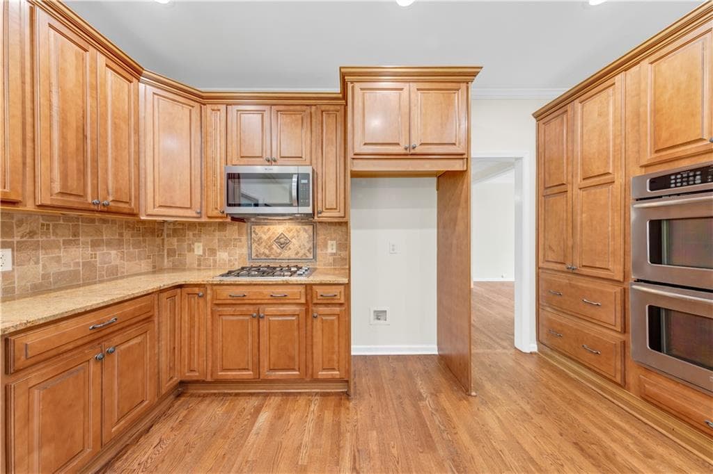 5 bedroom, 4 bathroom, 3,515 sq ft single family residence under contract at 3786 Ping Court, Acworth, GA 30101 — photo 10