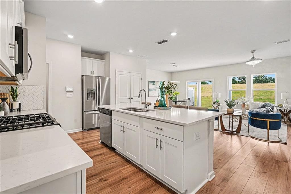 3 bedroom, 3 bathroom, 1,888 sq ft townhouse for sale at 1702 Villageside Court, Lawrenceville, GA 30043 — photo 6