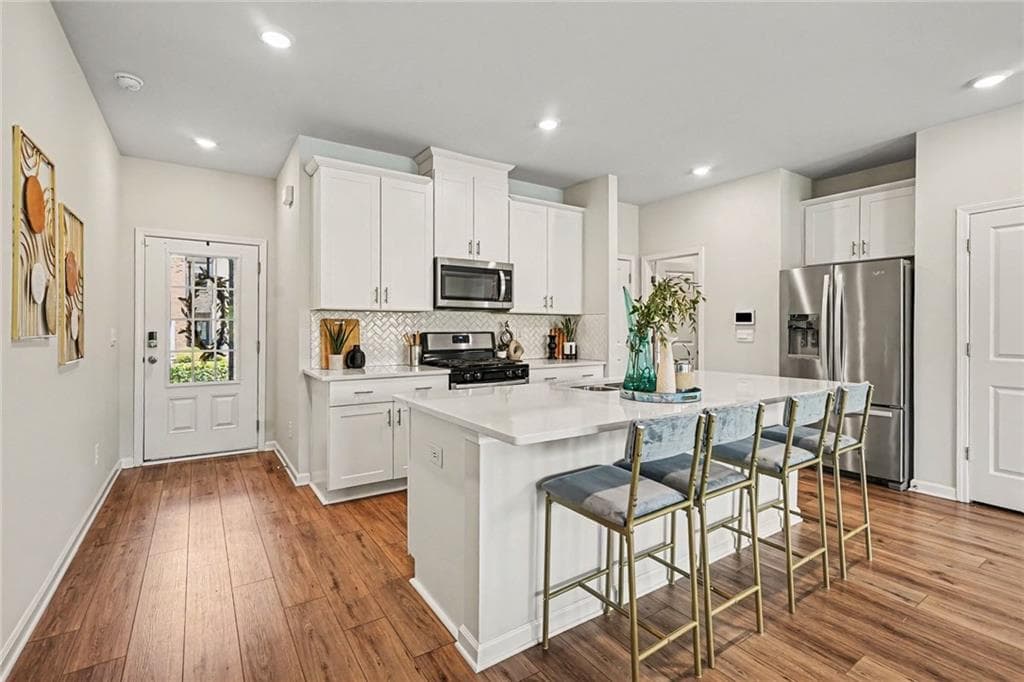 3 bedroom, 3 bathroom, 1,888 sq ft townhouse for sale at 1702 Villageside Court, Lawrenceville, GA 30043 — photo 7