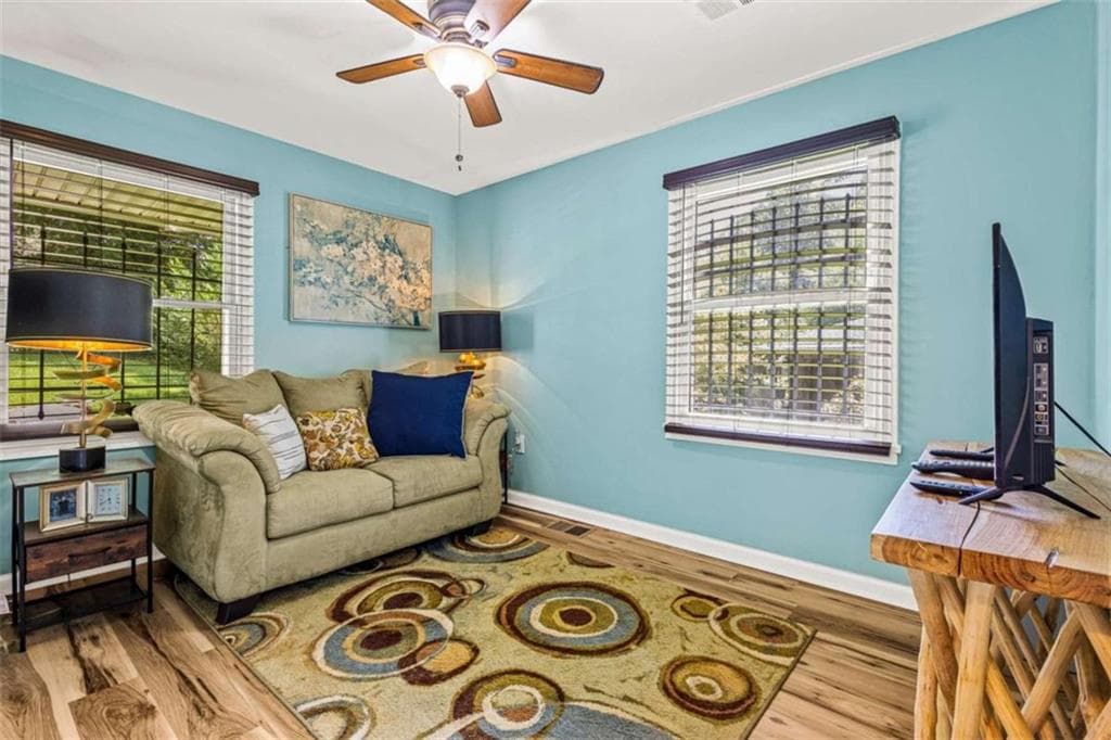 3 bedroom, 2 bathroom, 1,522 sq ft single family residence for sale at 1977 Wee Kirk Road, Atlanta, GA 30316 — photo 6