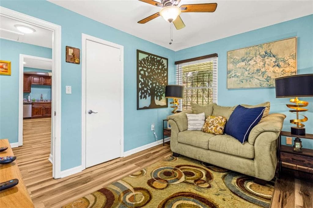 3 bedroom, 2 bathroom, 1,522 sq ft single family residence for sale at 1977 Wee Kirk Road, Atlanta, GA 30316 — photo 7