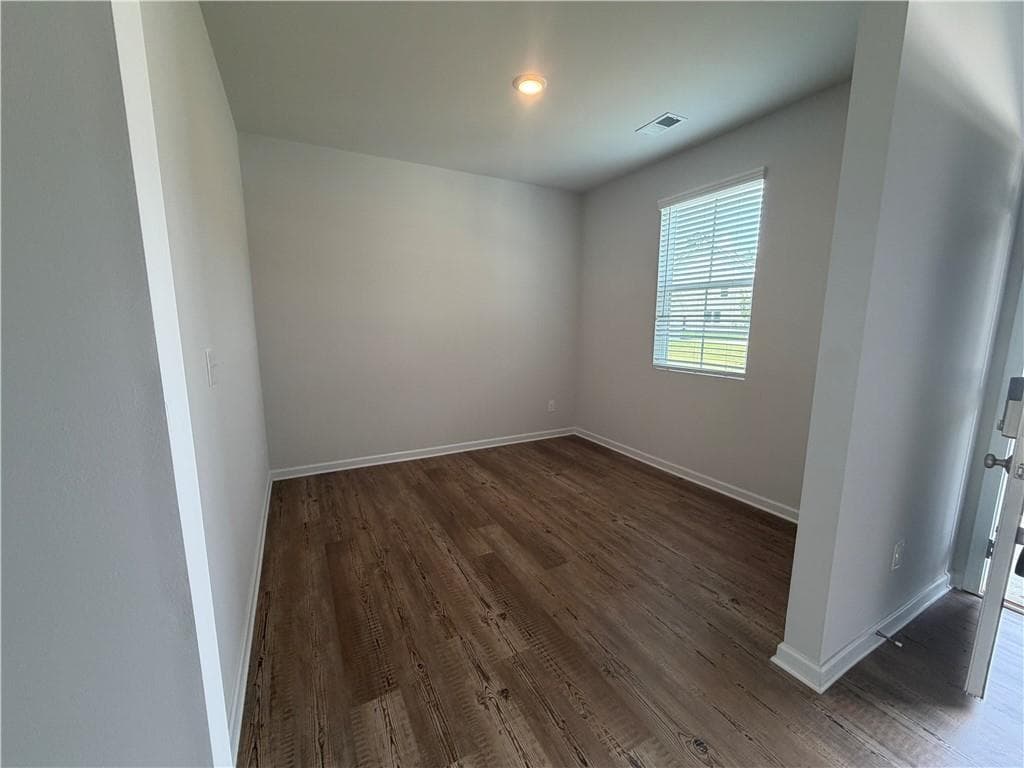 4 bedroom, 4 bathroom, 2,270 sq ft single family residence for rent at 54 Autumnwood Court, Dawsonville, GA 30534 for $2,400 a month — photo 4