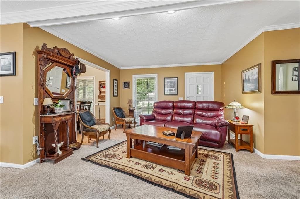 3 bedroom, 2 bathroom, 1,450 sq ft single family residence for sale at 1025 Greenwood Acres Drive, Cumming, GA 30040 — photo 6
