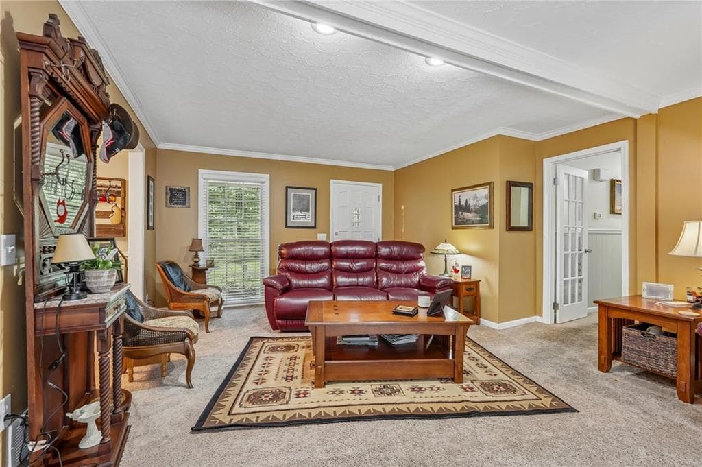 3 bedroom, 2 bathroom, 1,450 sq ft single family residence for sale at 1025 Greenwood Acres Drive, Cumming, GA 30040 — photo 7