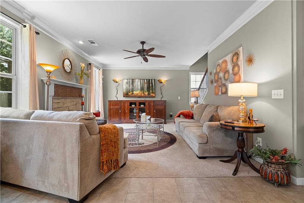 5 bedroom, 3 bathroom, 2,690 sq ft single family residence under contract at 711 Sonoma Drive, Lawrenceville, GA 30045 — photo 4