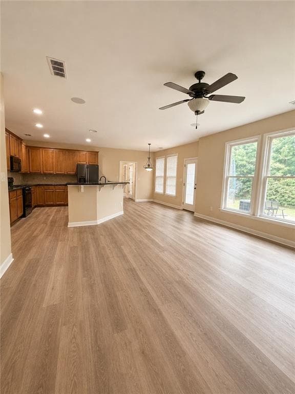 4 bedroom, 4 bathroom, 2,688 sq ft single family residence for sale at 945 Grand Ivey Place, Dacula, GA 30019 — photo 5
