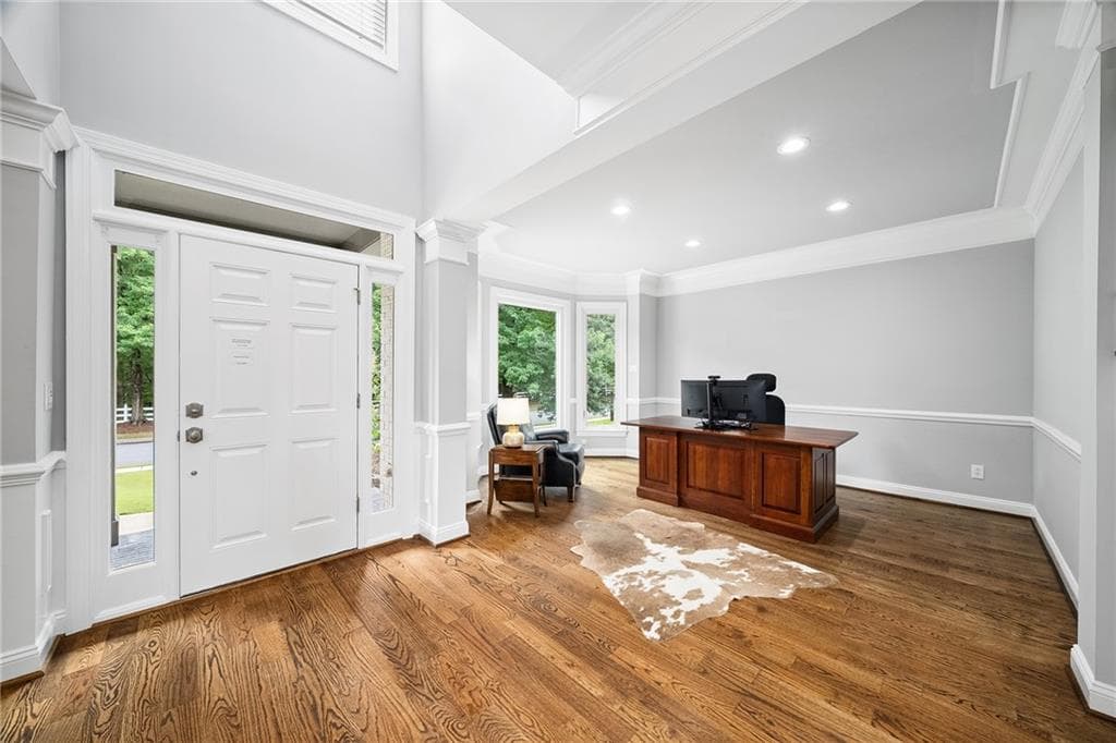 5 bedroom, 4 bathroom, 5,695 sq ft single family residence under contract at 710 Lake Medlock Drive, Johns Creek, GA 30022 — photo 10