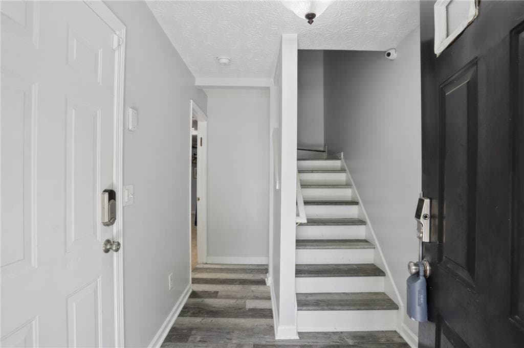 3 bedroom, 4 bathroom, 1,980 sq ft townhouse for sale at 5338 Pinnacle Peak Lane, Norcross, GA 30071 — photo 8